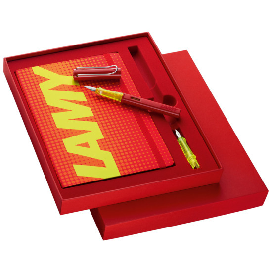 Pióro wieczne Lamy 022 AL-star Glossy Red F - zestaw z notesem