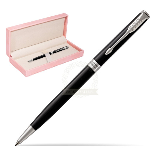 Długopis Slim Parker Sonnet Czarna Laka CT w różowym pudełku zamszowym