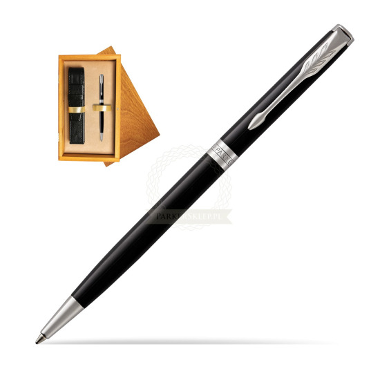 Długopis Slim Parker Sonnet Czarna Laka CT w pudełku drewnianym Honey Single Ecru
