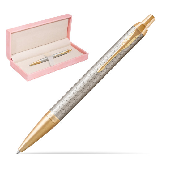 Długopis Parker IM Premium Warm Silver GT w różowym pudełku zamszowym