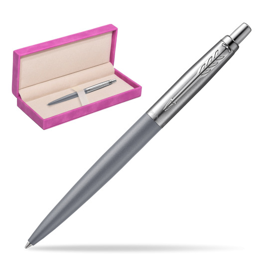 Długopis Parker JOTTER XL ALEXANDRA MATTE GREY w pudełku zamszowym fuksja
