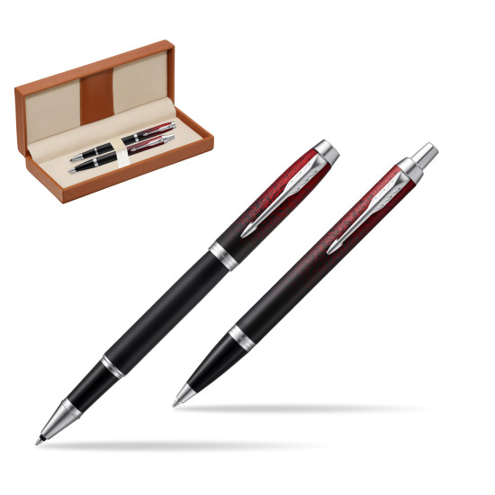 Zestaw prezentowy Parker pióro kulkowe + długopis IM Red Ignite Edycja Specjalna w pudełku classic brown