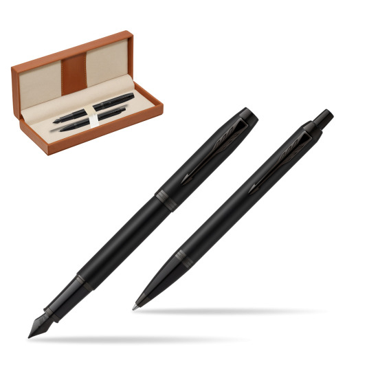 Zestaw Prezentowy Parker Pióro wieczne + Długopis IM Achromatic Black w pudełku classic brown