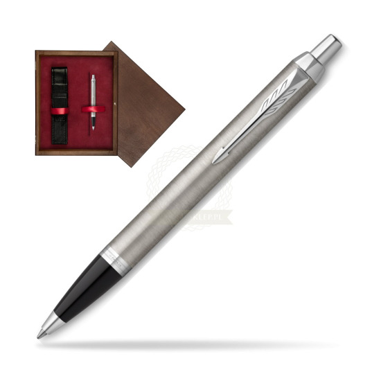 Długopis Parker IM Essential Stainless Steel CT w pudełku drewnianym Wenge Single Bordo