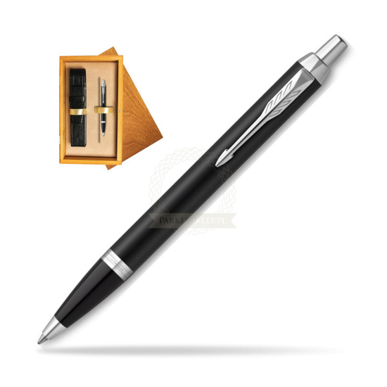 Długopis Parker IM Essential czarny mat CT w pudełku drewnianym Honey Single Ecru