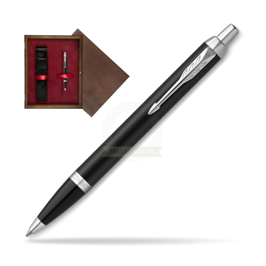 Długopis Parker IM Essential czarny mat CT w pudełku drewnianym Wenge Single Bordo