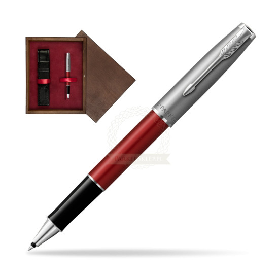 Pióro kulkowe Parker Sonnet Sand Blasted Metal Red CT w pudełku drewnianym Wenge Single Bordo